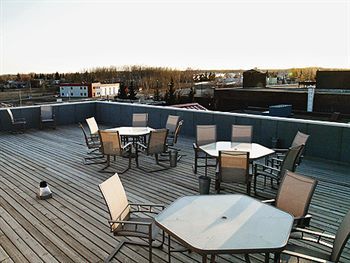 Executive House Suites Hotel & Conference Centre Хай-Левел Экстерьер фото
